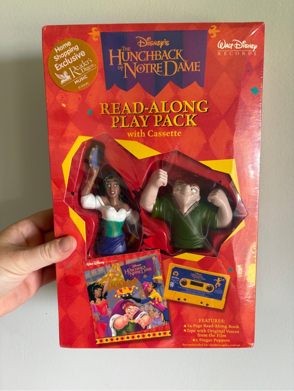 Vtg Disney The Hunchback of Notre Dame Read Along Cassette Book & Finger Puppets